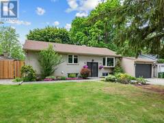 83 BERKINSHAW CRESCENT Toronto Ontario, M3B 2T1