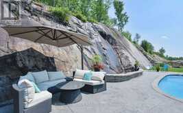 120 HUTCHESON BEACH ROAD | Huntsville Ontario | Slide Image Ten
