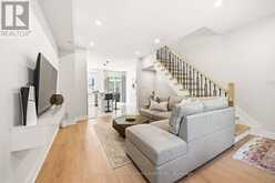 21 - 21 GALLERIA PARKWAY | Markham Ontario | Slide Image Three