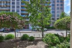 21 - 21 GALLERIA PARKWAY | Markham Ontario | Slide Image Thirty-one