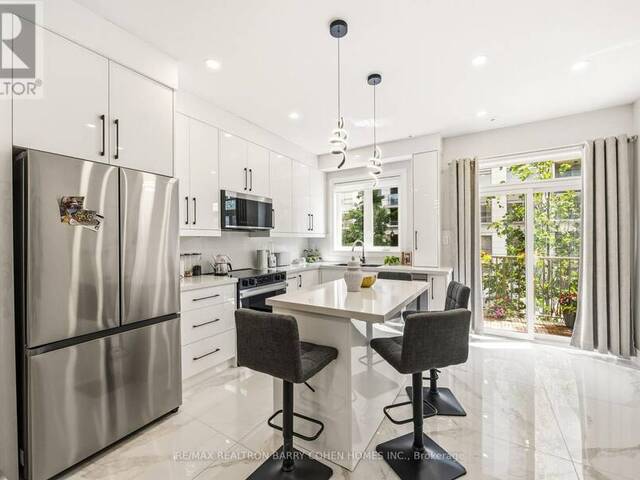 21 - 21 GALLERIA PARKWAY Markham Ontario, L3T 0A4 - 4 Bedrooms Condo For Sale