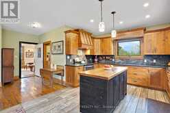 3612 INDIAN TRAIL | Ancaster Ontario | Slide Image Fifteen
