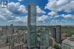 3302 - 1 YORKVILLE AVENUE | Toronto Ontario | Slide Image Twenty