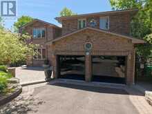 2428 OLD CARRIAGE ROAD | Mississauga Ontario | Slide Image Three