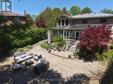 2428 OLD CARRIAGE ROAD | Mississauga Ontario | Slide Image Eight