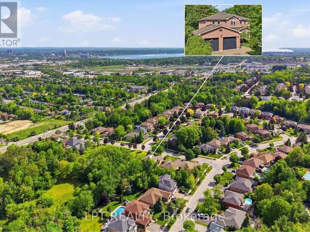 24 SNOWSHOE TRAIL Barrie Ontario, L4N 7Z1 - 6 Bedrooms Home For Sale
