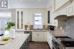 125 PALISER COURT | Oakville Ontario | Slide Image Thirteen