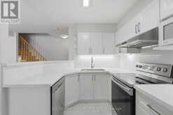 63 - 151 TOWNSGATE DRIVE | Vaughan Ontario | Slide Image Three