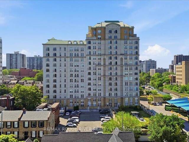 1401 - 135 JAMES STREET S Hamilton Ontario, L8P 2Z6 - 2 Bedrooms Condo For Sale