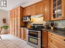 85 FERNCROFT DRIVE | Georgina Ontario | Slide Image Thirteen