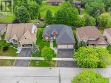 85 FERNCROFT DRIVE | Georgina Ontario | Slide Image Thirty-six