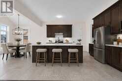 7 RADOME DRIVE | Oro-Medonte Ontario | Slide Image Eleven