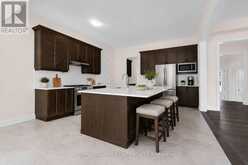7 RADOME DRIVE | Oro-Medonte Ontario | Slide Image Thirteen