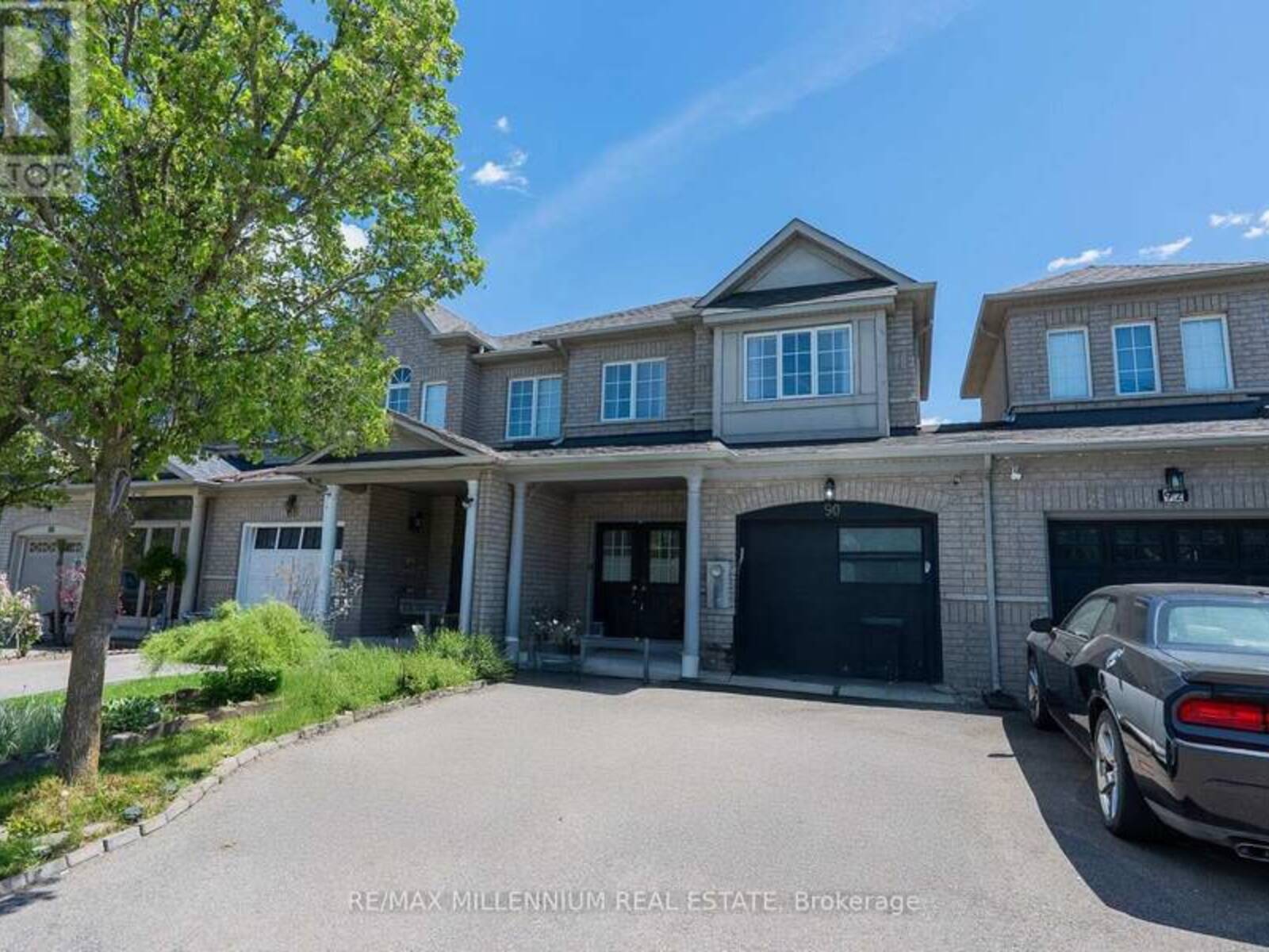 90 RONAN CRESCENT, Vaughan, Ontario L4H 2J6