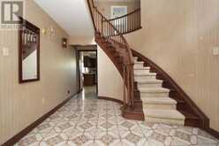 53 HILLVIEW BOULEVARD | London Ontario | Slide Image Four
