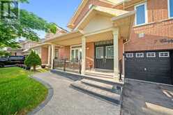 7 CHAPPARAL DRIVE | Brampton Ontario | Slide Image Five