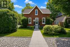 15 LEONARD AVENUE | Penetanguishene Ontario | Slide Image One