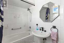85 LETCHWORTH CRESCENT | Toronto Ontario | Slide Image Twelve