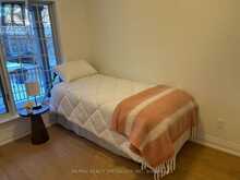 252 EARLSCOURT AVENUE | Toronto Ontario | Slide Image Eight