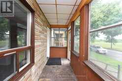 86 MARS AVENUE | Hamilton Ontario | Slide Image Three