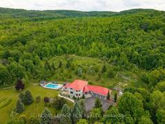 529648 OSPREY-THE BLUE MOUNTAINS TOWNLINE Nottawa Ontario, L0M 1P0