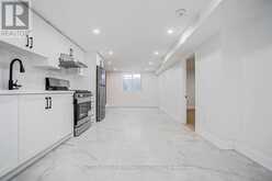 176 CHERRYWOOD DRIVE | Newmarket Ontario | Slide Image One