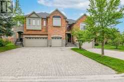76 WESTBURY COURT | Richmond Hill Ontario | Slide Image One