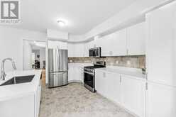 76 WESTBURY COURT | Richmond Hill Ontario | Slide Image Nine