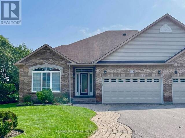 440 MORLEY COOK CRESCENT Newmarket Ontario, L3X 2M3 - 4 Bedrooms Condo For Sale