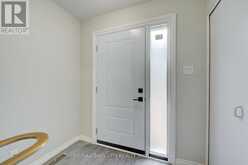 4 - 417 KEATS WAY | Waterloo Ontario | Slide Image Five