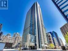 601 - 300 FRONT STREET | Toronto Ontario | Slide Image One