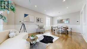 13 WOODWAY LANE | Markham Ontario | Slide Image Eight