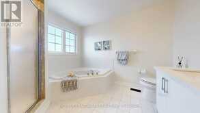 13 WOODWAY LANE | Markham Ontario | Slide Image Thirty-one