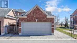 13 WOODWAY LANE | Markham Ontario | Slide Image Forty-seven