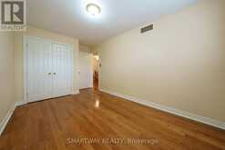 42 PEACHWOOD CRESCENT | Hamilton Ontario | Slide Image Thirty-seven