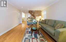 42 PEACHWOOD CRESCENT | Hamilton Ontario | Slide Image Nine