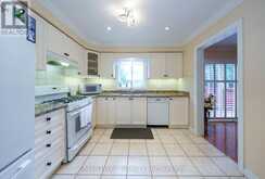 42 PEACHWOOD CRESCENT | Hamilton Ontario | Slide Image Thirteen