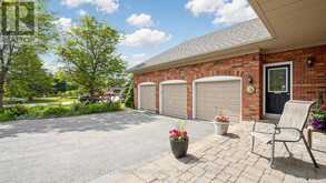 58 MCMULLEN DRIVE | Whitchurch-Stouffville Ontario | Slide Image Two