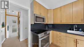 79 PAPERBIRCH DRIVE | Toronto Ontario | Slide Image Thirteen
