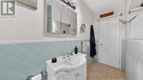 79 PAPERBIRCH DRIVE | Toronto Ontario | Slide Image Twenty-five