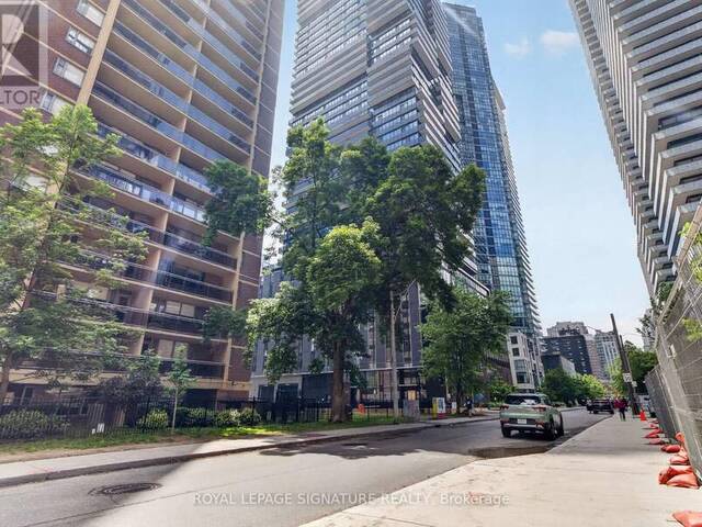 4303 - 55 CHARLES STREET E Toronto Ontario, M4Y 0J1 - 2 Bedrooms Condo For Sale