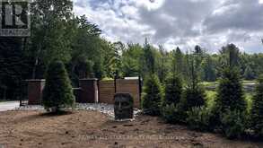 15 AXE LAKE ROAD | Magnetawan Ontario | Slide Image Three