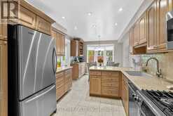 86 CONFEDERATION WAY | Markham Ontario | Slide Image Eight