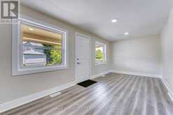 88 LORNE AVENUE | Chatham Ontario | Slide Image Eight