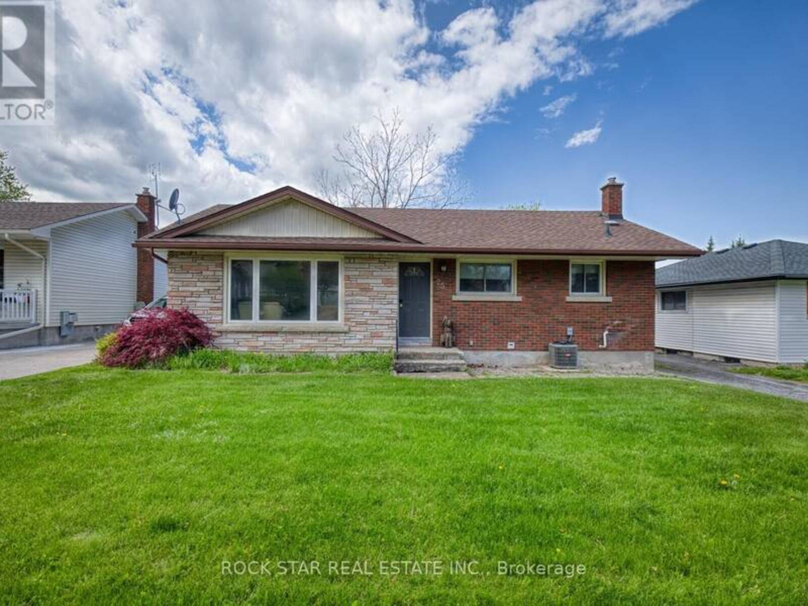 25 WARKDALE DRIVE, St. Catharines, Ontario L2T 2V8