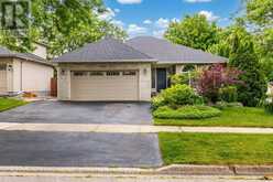 537 MATHEWMAN CRESCENT | Burlington Ontario | Slide Image One