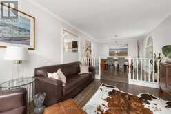 537 MATHEWMAN CRESCENT | Burlington Ontario | Slide Image Four