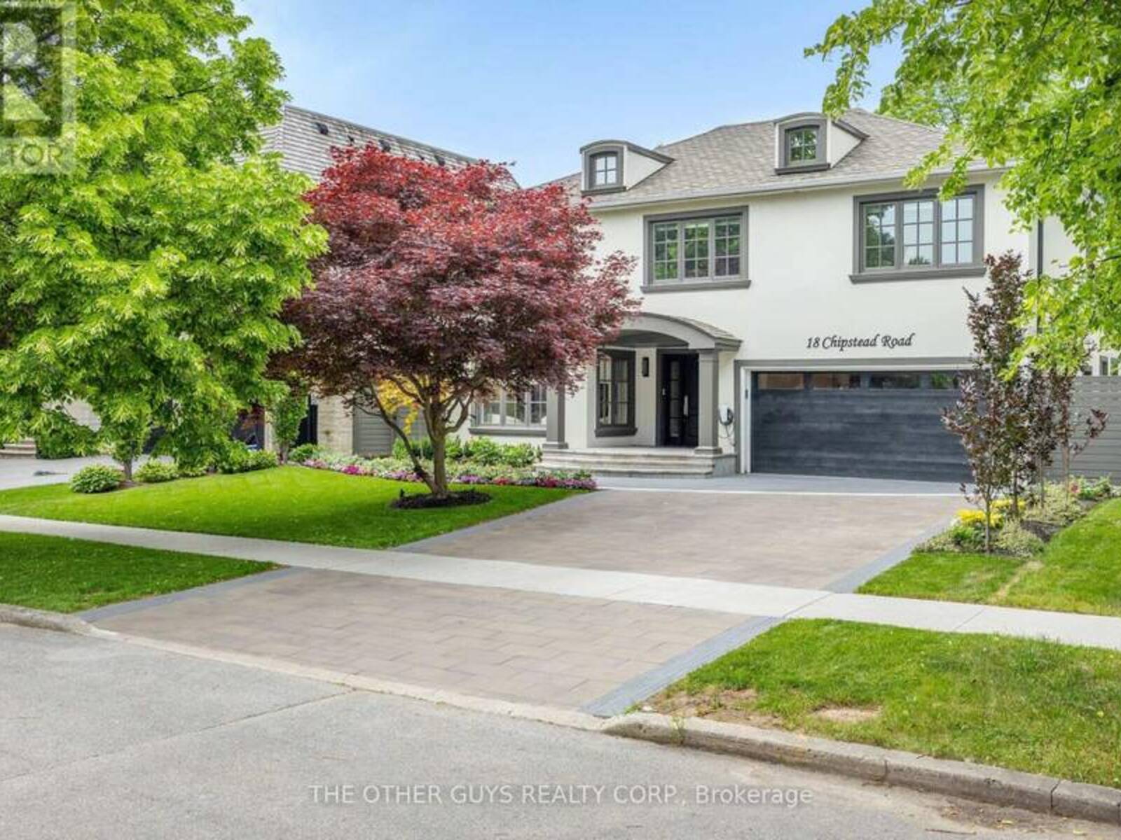18 CHIPSTEAD ROAD, Toronto, Ontario M3B 3E6