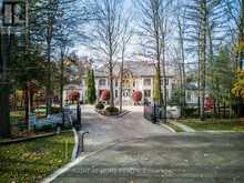 38 SUGARBUSH COURT | Vaughan Ontario | Slide Image Twelve
