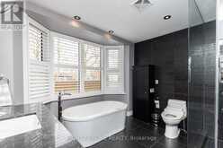 38 SUGARBUSH COURT | Vaughan Ontario | Slide Image Sixteen